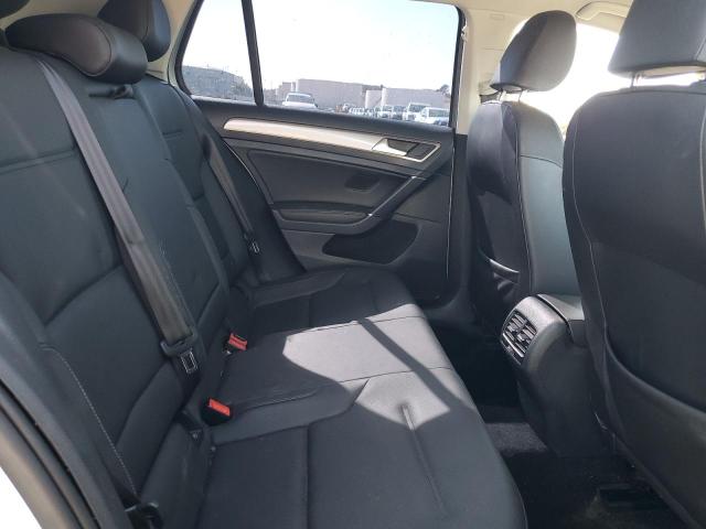 Photo 10 from auction – 2015 VOLKSWAGEN E-GOLF SEL with VIN WVWPP7AU6FW910505