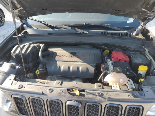 Photo 12 from auction – 2017 JEEP RENEGADE T with VIN ZACCJBCB2HPE86898