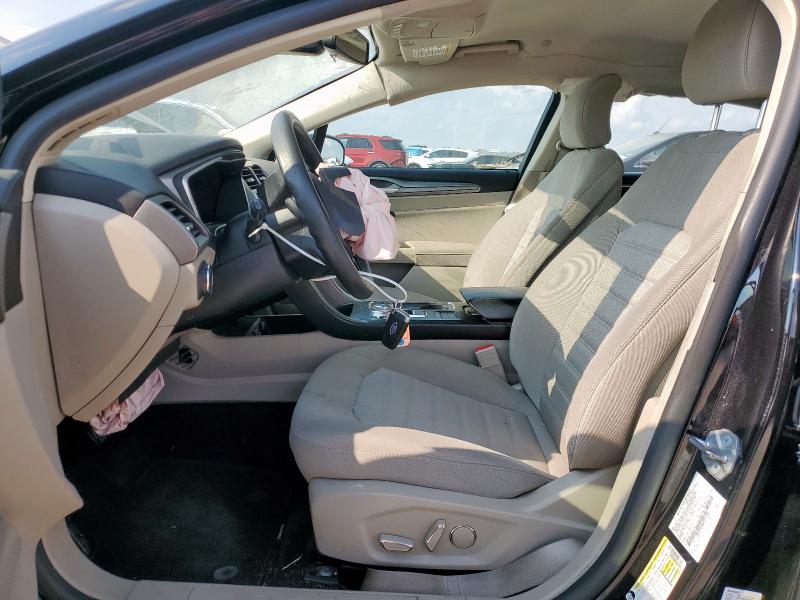 Photo 7 from auction – 2019 FORD FUSION with VIN 3FA6P0LU6KR257368