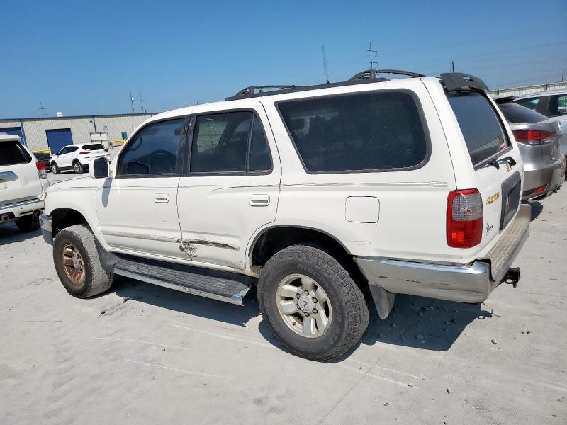 Photo 2 from auction – 2000 TOYOTA 4RUNNER SR with VIN JT3GN86R8Y0144125