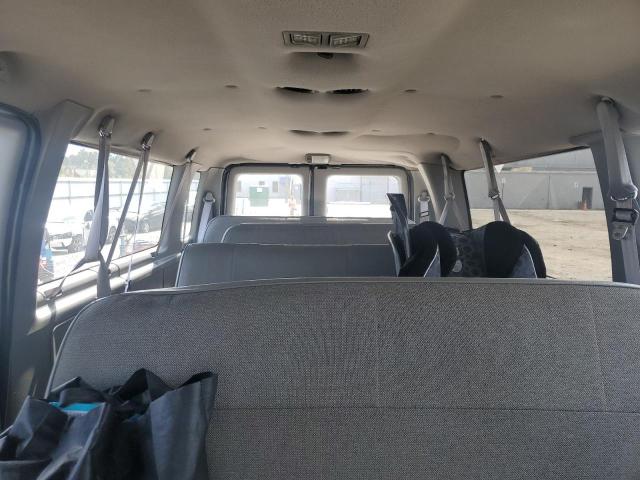 Photo 10 from auction – 1999 FORD ECONOLINE with VIN 1FBSS31L2XHA30050
