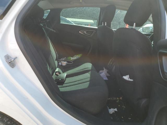 Photo 10 from auction – 2015 CHRYSLER 200 LIMITE with VIN 1C3CCCAB2FN726660