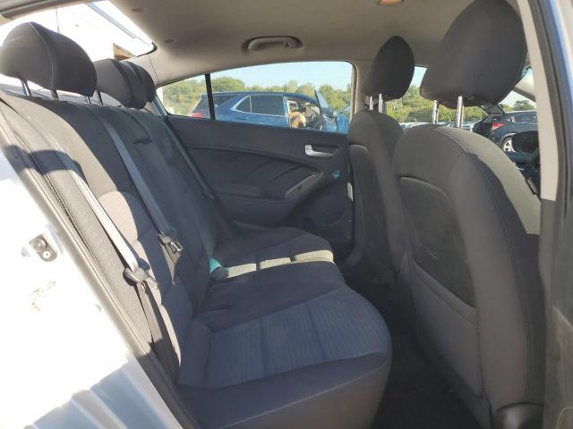Photo 10 from auction – 2018 KIA FORTE LX with VIN 3KPFL4A77JE274390