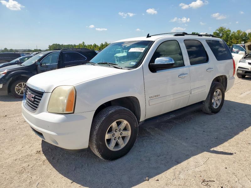 GMC YUKON SLE 2011 with VIN 1GKS1AE0XBR343826 - Photo from auction