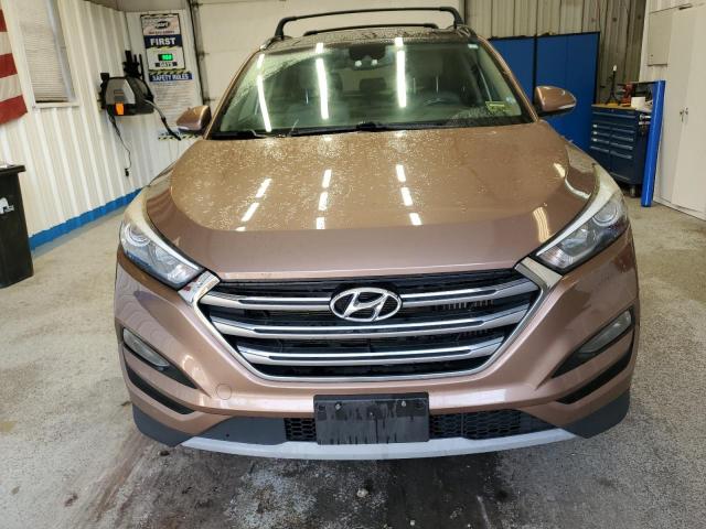 Photo 5 from auction – 2017 HYUNDAI TUCSON LIM with VIN KM8J3CA28HU370142
