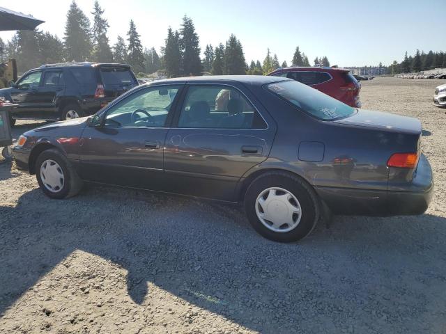 Photo 2 from auction – 2000 TOYOTA CAMRY CE with VIN 4T1BG22K7YU958650