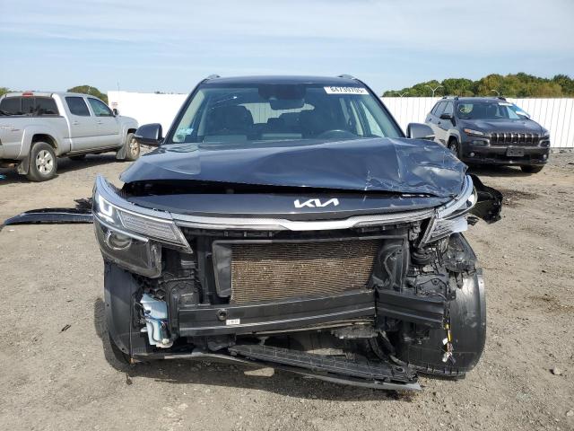 Photo 5 from auction – 2023 KIA SELTOS S with VIN KNDEUCAA7P7354795