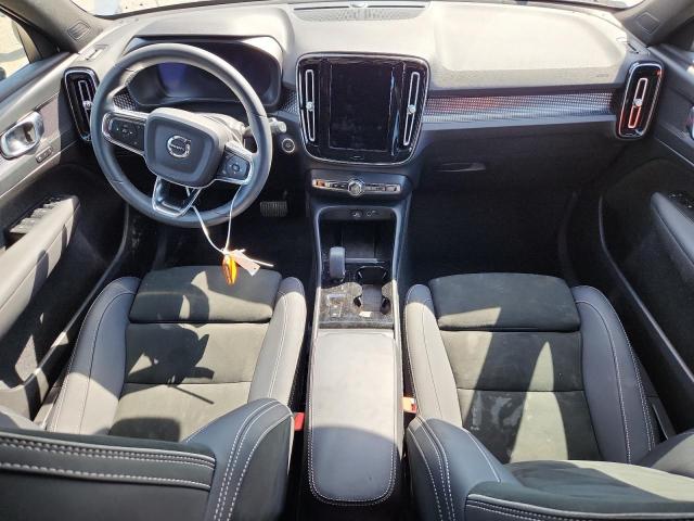 Photo 8 from auction – 2023 VOLVO XC40 PLUS with VIN YV4L12UW2P2049894