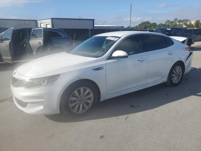 KIA OPTIMA EX 2018 with VIN 5XXGU4L32JG208915 - Photo from auction