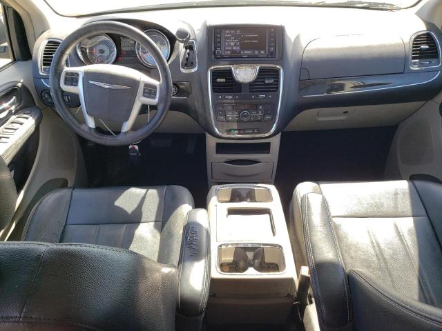 Photo 8 from auction – 2016 CHRYSLER TOWN & COU with VIN 2C4RC1BGXGR189822
