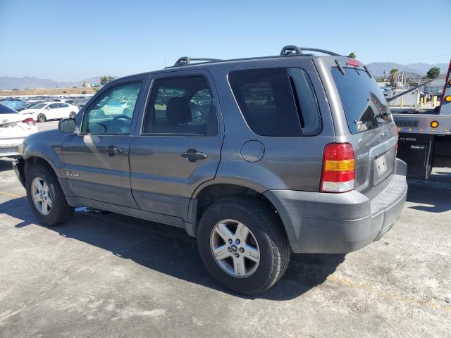 Photo 2 from auction – 2005 FORD ESCAPE HEV with VIN 1FMCU95HX5KE41730