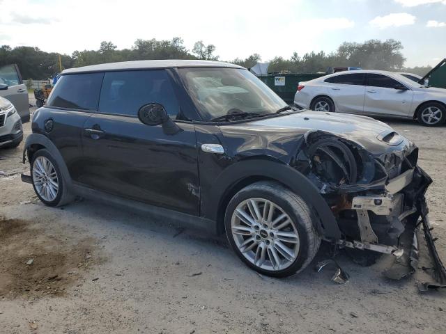 Photo 4 from auction – 2016 MINI COOPER S with VIN WMWXP7C52G3B33037