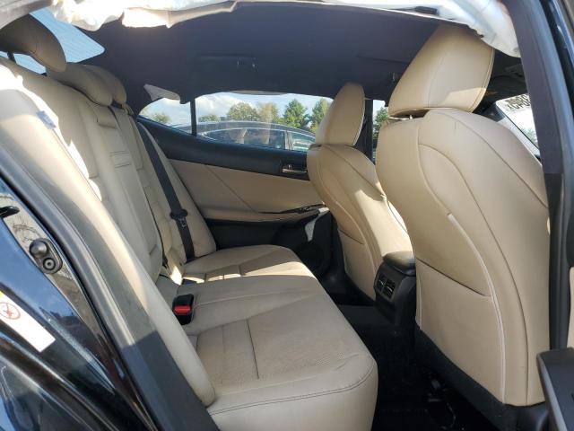Photo 10 from auction – 2019 LEXUS IS 300 with VIN JTHC81D29K5034109