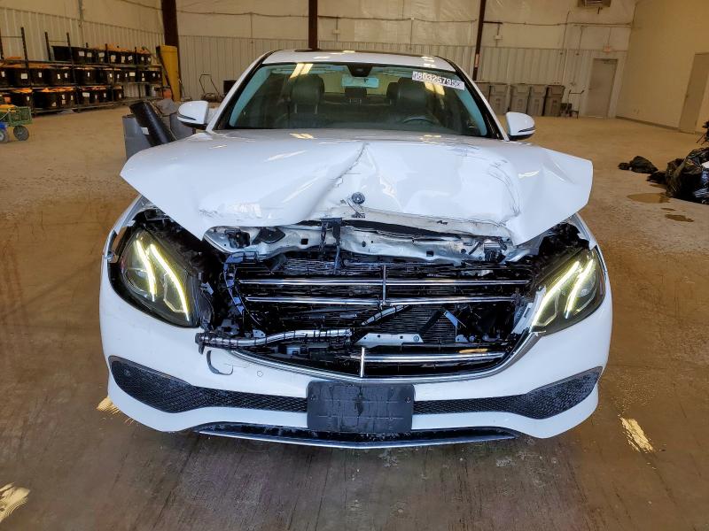 Photo 5 from auction – 2017 MERCEDES-BENZ E 300 with VIN WDDZF4JB6HA064732