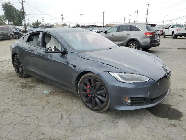 Photo 4 from auction – 2017 TESLA MODEL S with VIN 5YJSA1E22HF188796
