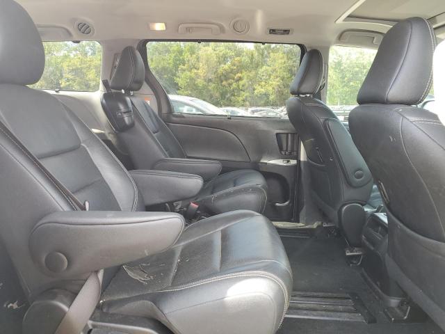 Photo 11 from auction – 2017 TOYOTA SIENNA SE with VIN 5TDXZ3DC5HS869101