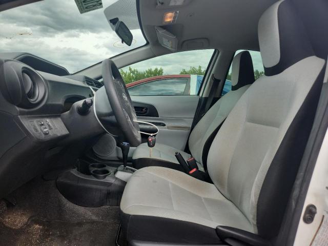 Photo 7 from auction – 2013 TOYOTA PRIUS C with VIN JTDKDTB32D1547602