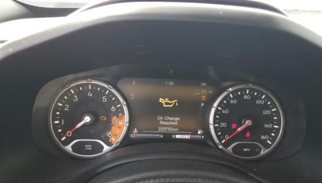 Photo 9 from auction – 2018 JEEP RENEGADE T with VIN ZACCJBCB8JPH91375
