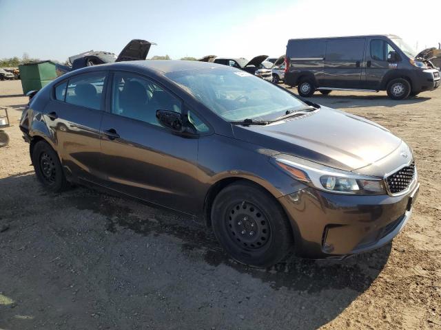 Zdjęcie 4 z aukcji – 2017 KIA FORTE LX z VIN 3KPFK4A71HE018565