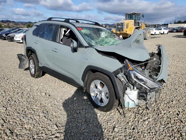 Photo 4 from auction – 2019 TOYOTA RAV4 XLE with VIN JTMRWRFVXKD009443