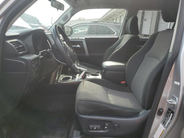 Photo 7 from auction – 2019 TOYOTA 4RUNNER SR with VIN JTEZU5JR7K5199202