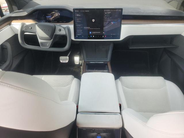 Photo 8 from auction – 2022 TESLA MODEL X with VIN 7SAXCBE5XNF363925