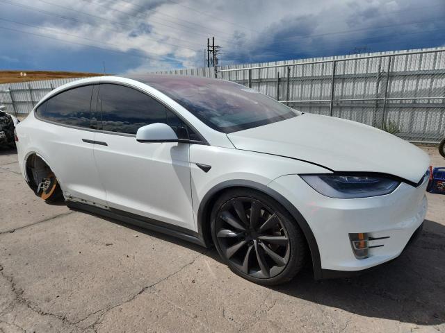Photo 4 from auction – 2019 TESLA MODEL X with VIN 5YJXCAE21KF147213