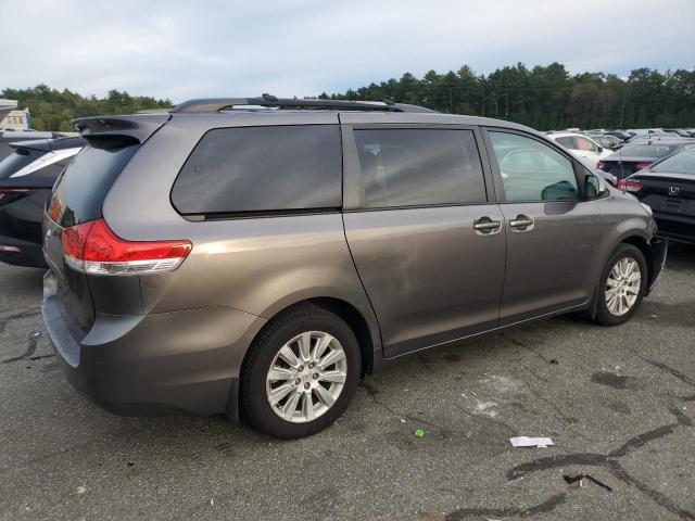 Photo 3 from auction – 2011 TOYOTA SIENNA LE with VIN 5TDJK3DC7BS015468