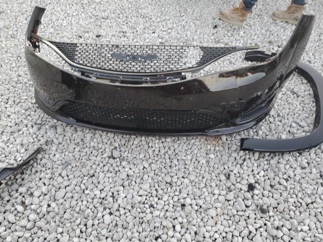 Photo 13 from auction – 2018 CHRYSLER PACIFICA T with VIN 2C4RC1EG1JR226713