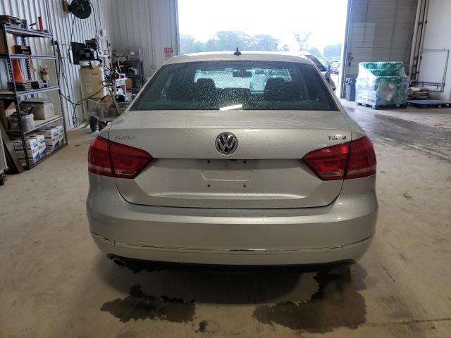 Photo 6 from auction – 2015 VOLKSWAGEN PASSAT SE with VIN 1VWBV7A31FC067772