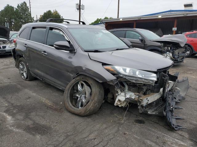 Photo 4 from auction – 2018 TOYOTA HIGHLANDER with VIN 5TDDZRFH9JS805292