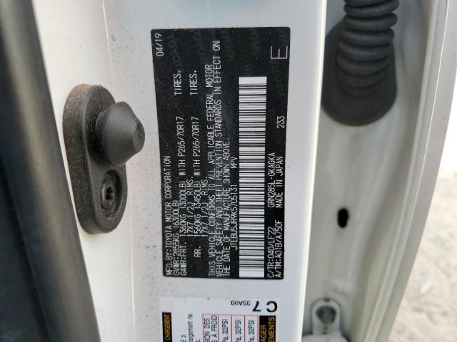 Photo 14 from auction – 2019 TOYOTA 4RUNNER SR with VIN JTEBU5JR9K5705131