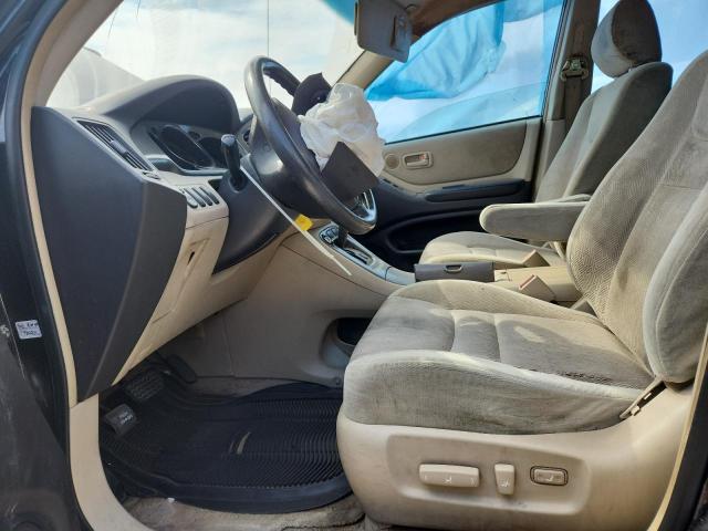 Photo 7 from auction – 2002 TOYOTA HIGHLANDER LIMITED with VIN JTEHF21A720085101