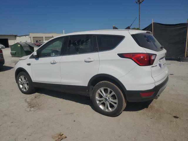 Photo 2 from auction – 2019 FORD ESCAPE SE with VIN 1FMCU9GD6KUB86469