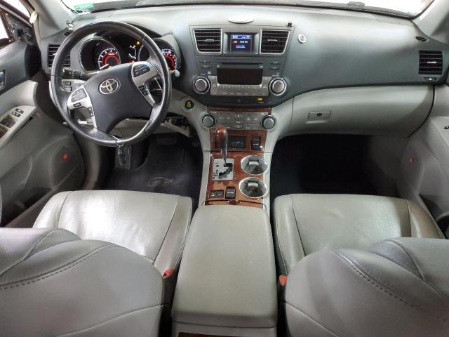 Photo 8 from auction – 2011 TOYOTA HIGHLANDER with VIN 5TDDK3EH1BS067699