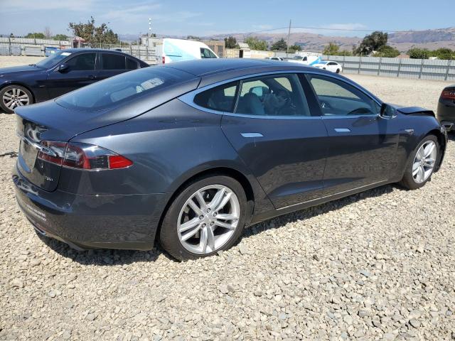 Photo 3 from auction – 2016 TESLA MODEL S with VIN 5YJSA1E27GF122291