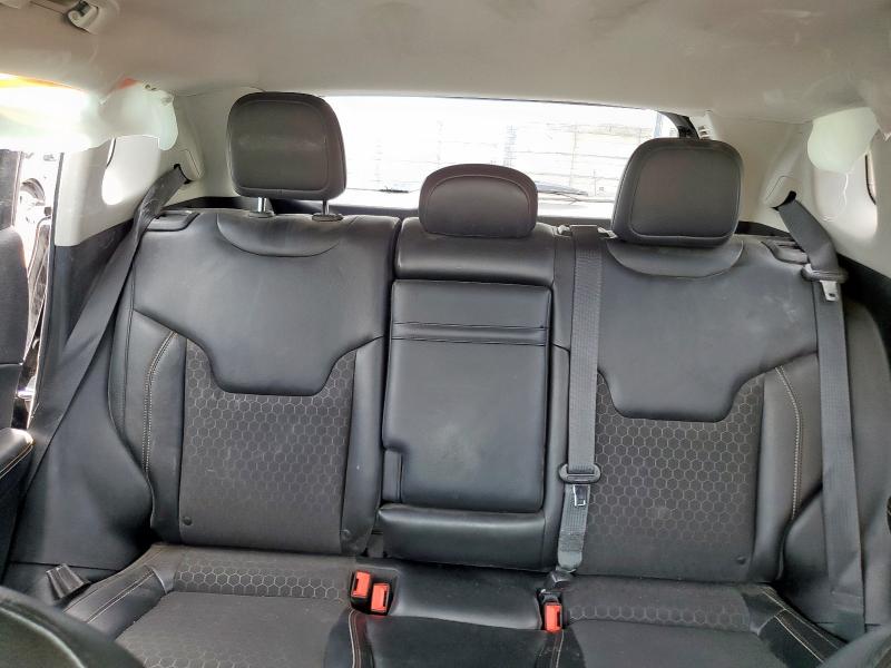 Photo 10 from auction – 2018 JEEP COMPASS LA with VIN 3C4NJDBB9JT179362