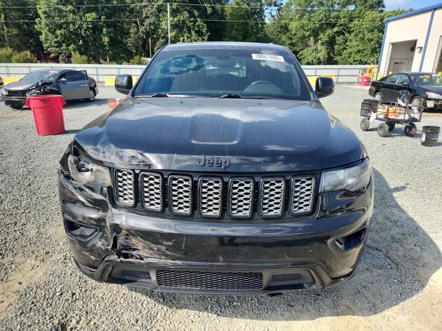 Photo 5 from auction – 2017 JEEP GRAND CHER with VIN 1C4RJFAG5HC932577