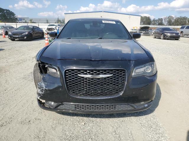 Photo 5 from auction – 2016 CHRYSLER 300 S with VIN 2C3CCAGG2GH296517