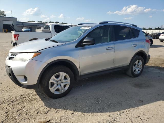 TOYOTA RAV4 LE 2015 with VIN JTMZFREVXFD049416 - Photo from auction