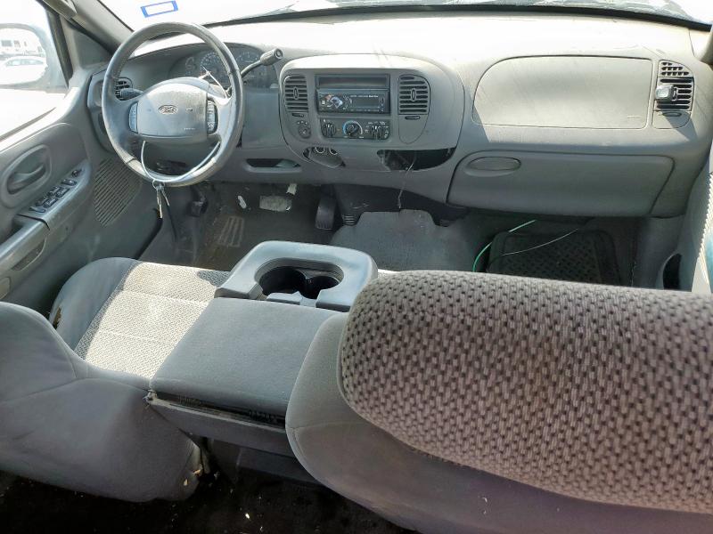 Photo 8 from auction – 2002 FORD F150 SUPER with VIN 1FTRW08L02KC45280
