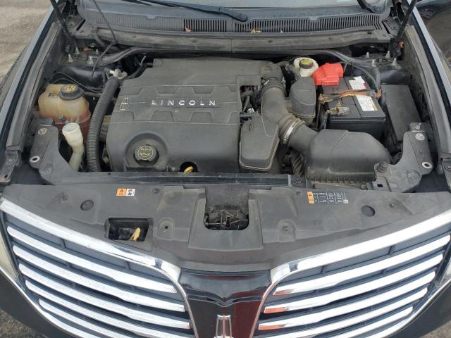 Photo 12 from auction – 2018 LINCOLN MKT with VIN 2LMHJ5NKXJBL01981
