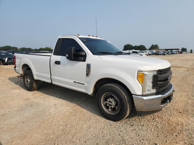 Photo 4 from auction – 2017 FORD F250 SUPER with VIN 1FTBF2AT1HEB63489