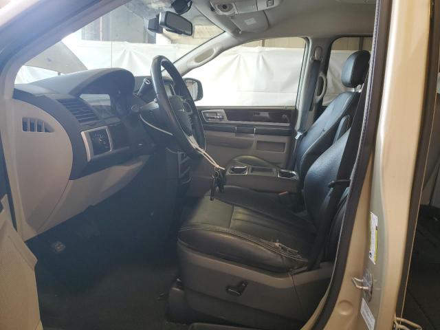 Photo 7 from auction – 2010 CHRYSLER TOWN & COU with VIN 2A4RR8D18AR456960