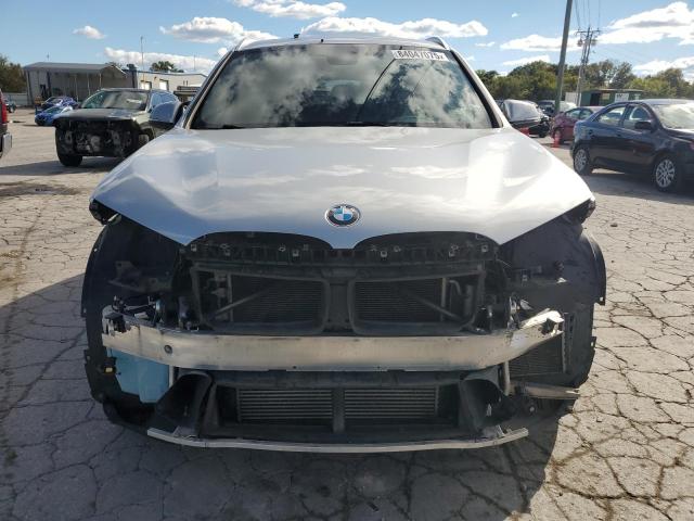 Photo 5 from auction – 2018 BMW X1 XDRIVE2 with VIN WBXHT3C30J3H33351