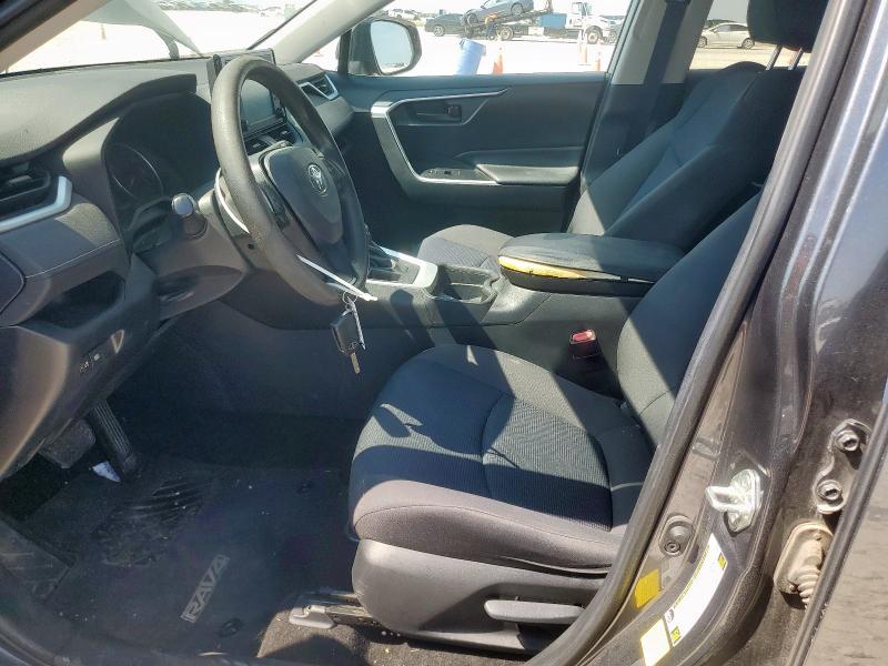 Photo 7 from auction – 2019 TOYOTA RAV4 LE with VIN 2T3H1RFV5KC022728