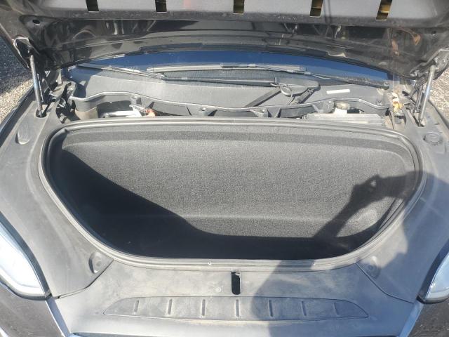 Photo 11 from auction – 2020 TESLA MODEL X with VIN 5YJXCDE21LF286406