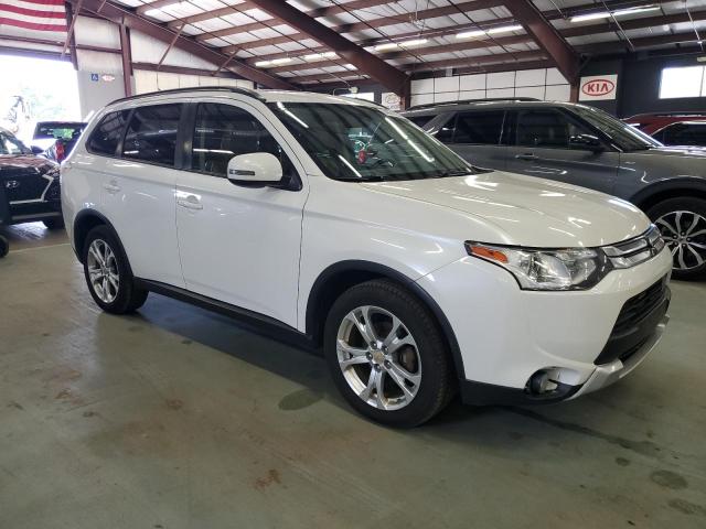 Photo 4 from auction – 2015 MITSUBISHI OUTLANDER with VIN JA4AZ3A35FZ013099