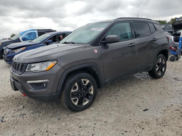 JEEP COMPASS TR 2018 with VIN 3C4NJDDB5JT441939 - Photo from auction