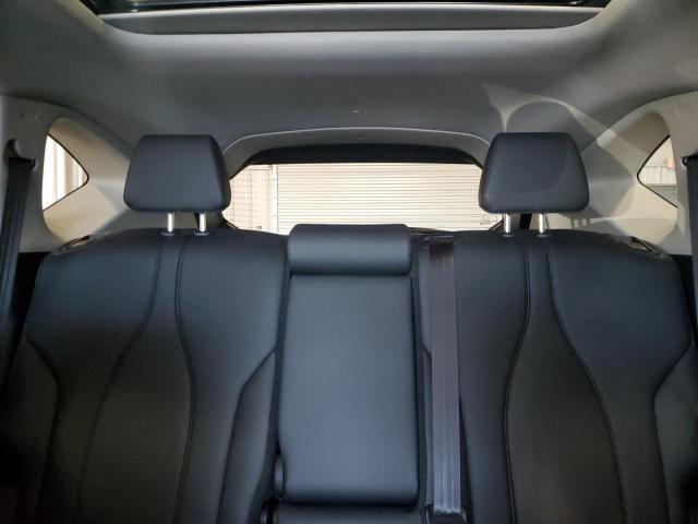 Photo 10 from auction – 2022 ACURA RDX with VIN 5J8TC2H32NL011006
